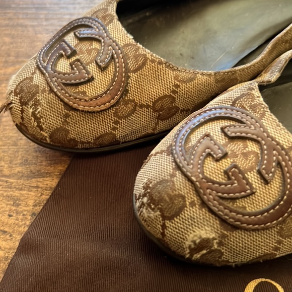 Gucci Authentic Vintage Flats🔥 - Picture 4 of 15
